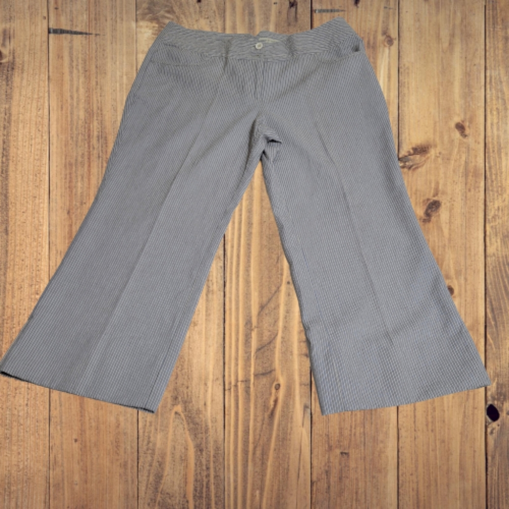 J.Jill striped wide leg cotton pants. Genuine fit below waist
